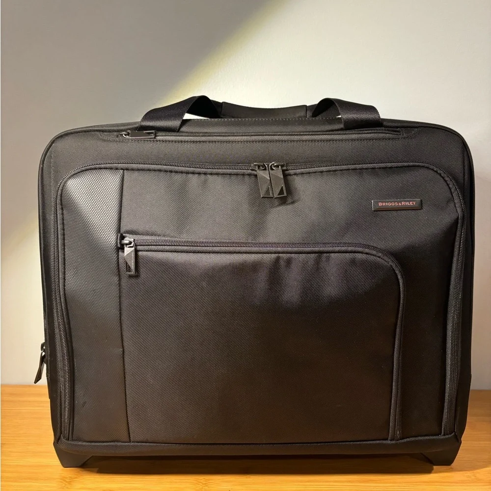 Large spinner briefcase Briggs&Riley with wheels